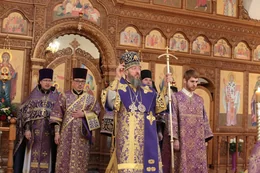 7-Воздвижение Честнаго и Животворящего Креста Господня. Божественная Литургия в главном храме епархии