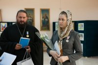2-«Христианская семья является твёрдым оплотом любого общества». Епископ Усть-Каменогорский и Семипалатинский Амфилохий участвовал в награждении многодетных семей Алма-Атинской епархии