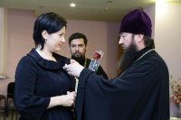 3-Сотрудникам Усть-Каменогорского епархиального управления и работникам Свято-Троицкого монастыря вручены памятные медали в честь 1000-летия равноапостольного князя Владимира