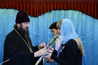 5-Сотрудникам Усть-Каменогорского епархиального управления и работникам Свято-Троицкого монастыря вручены памятные медали в честь 1000-летия равноапостольного князя Владимира