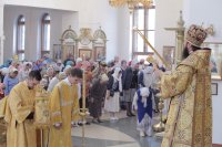17-В воскресный день епископ Амфилохий совершил Божественную Литургию в главном храме Рудного Алтая