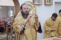 26-В воскресный день епископ Амфилохий совершил Божественную Литургию в главном храме Рудного Алтая