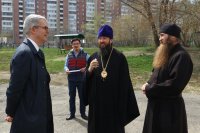8-Посол Франции в Республике Казахстан посетил Свято-Троицкий мужской монастырь города Усть-Каменогорска
