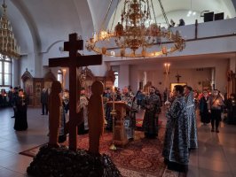 Воспоминание спасительных страстей Господа Иисуса Христа. Утреня с чтением 12-ти страстных Евангелий