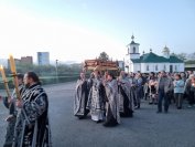 19-В Андреевском кафедральном соборе была совершена утреня с чином погребения Плащаницы Господа Иисуса Христа