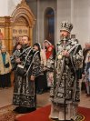 23-В Андреевском кафедральном соборе была совершена утреня с чином погребения Плащаницы Господа Иисуса Христа