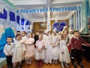 5-В Центральной воскресной школе города Усть-Каменогорска прошёл детский Рождественский праздник