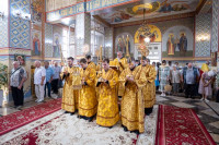 31-В день памяти благоверного князя Александра Невского и преподобного Александра Свирского архиепископ Усть-Каменогорский и Семипалатинский Амфилохий сослужил митрополиту Александру за Литургией в Александро-Невском соборе Алма-Аты