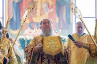 40-В день памяти благоверного князя Александра Невского и преподобного Александра Свирского архиепископ Усть-Каменогорский и Семипалатинский Амфилохий сослужил митрополиту Александру за Литургией в Александро-Невском соборе Алма-Аты