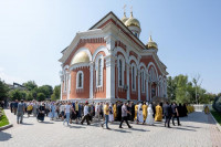 67-В день памяти благоверного князя Александра Невского и преподобного Александра Свирского архиепископ Усть-Каменогорский и Семипалатинский Амфилохий сослужил митрополиту Александру за Литургией в Александро-Невском соборе Алма-Аты