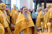 24-В воскресный день архиепископ Усть-Каменогорский и Семипалатинский Амфилохий сослужил митрополиту Александру за Литургией в храме Христа Спасителя города Алма-Аты