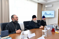 2-Состоялась встреча Главы Православной Церкви Казахстана с акимом области Абай Бериком Уали 