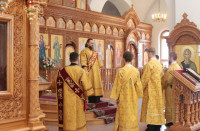 27-В день памяти Новомучеников и исповедников Казахстанских архиепископ Амфилохий совершил Божественную Литургию в Андреевском соборе