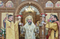 35-В день памяти Новомучеников и исповедников Казахстанских архиепископ Амфилохий совершил Божественную Литургию в Андреевском соборе