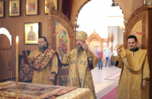 Божественная Литургия в Неделю 12-ю по Пятидесятнице