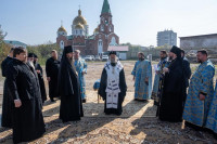 1-Митрополит Александр совершил закладку духовно-культурного центра во имя святителя Спиридона Тримифунтского в столице Рудного Алтая 