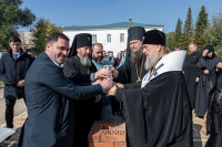 8-Митрополит Александр совершил закладку духовно-культурного центра во имя святителя Спиридона Тримифунтского в столице Рудного Алтая 