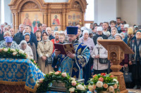 12-В главном храме Усть-Каменогорска состоялась праздничная Литургия по случаю принесения десницы святителя Спиридона Тримифунтского 
