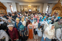 21-В главном храме Усть-Каменогорска состоялась праздничная Литургия по случаю принесения десницы святителя Спиридона Тримифунтского 