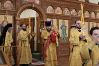 38-В воскресный день архиепископ Амфилохий совершил Божественную Литургию в Андреевском кафедральном соборе