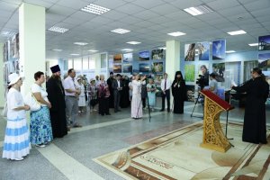 В Усть-Каменогорске состоялось открытие выставки работ греческого фотографа Костаса Асимиса – «Наш Афон»