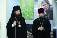 10-В Усть-Каменогорске состоялось открытие выставки работ греческого фотографа Костаса Асимиса – «Наш Афон»