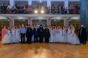  Второй молодежный бал «Времен связующая нить» состоялся в Усть-Каменогорске (+ВИДЕО)