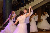 22-В Усть-Каменогорске прошел III молодежный бал  «Времен связующая нить»