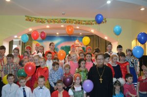 В Никольском храме города Риддера состоялся детский праздничный концерт, посвященный Светлому празднику Пасхи Божией спасительной