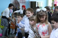 2-Детский пасхальный утренник в Центральной воскресной школе Усть-Каменогорска
