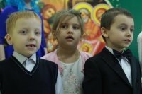 19-Рождественский праздник в Центральной  воскресной школе  г.Усть-Каменогорска (+ВИДЕО)