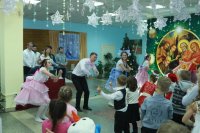 20-Рождественский праздник в Центральной  воскресной школе  г.Усть-Каменогорска (+ВИДЕО)