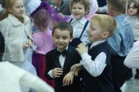 30-Рождественский праздник в Центральной  воскресной школе  г.Усть-Каменогорска (+ВИДЕО)