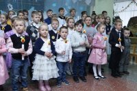 1-В Центральной воскресной школе Усть-Каменогорска состоялся детский рождественский праздник