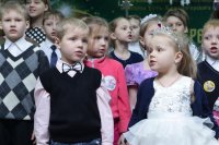 8-В Центральной воскресной школе Усть-Каменогорска состоялся детский рождественский праздник