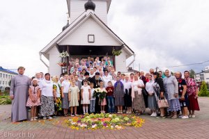 Архиепископ Усть-Каменогорский и Семипалатинский Амфилохий в составе делегации Митрополичьего округа посетил места духовных подвигов митрополита Иосифа (Чернова) и поклонился чудотворной Белыничской иконе Пресвятой Богородицы